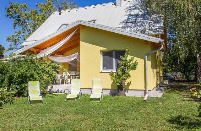 Preciosa casa de vacaciones privada con terraza, mascotas permitida y aparcamiento