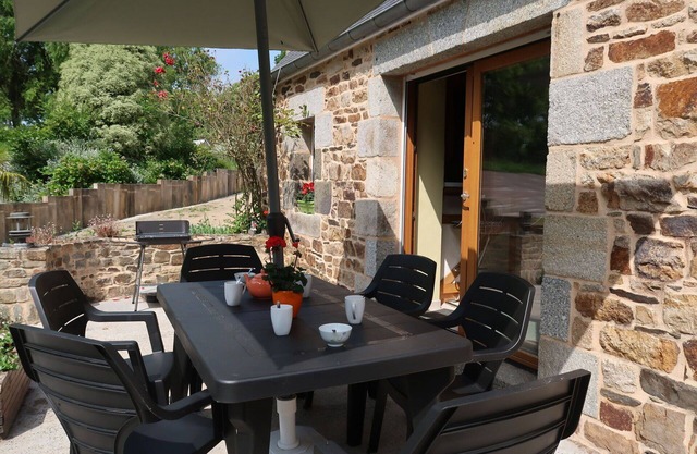 Maravillosa casa de vacaciones privada con WIFI, TV, terraza, mascotas permitida y aparcamiento