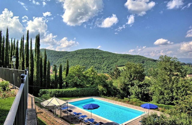Casa de vacaciones privada con piscina privada, WIFI, jacuzzi, A/C, TV, patio, vista panorámica