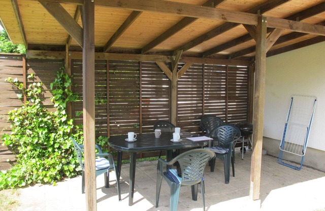 Preciosa casa de vacaciones privada con TV, terraza, mascotas permitida y aparcamiento