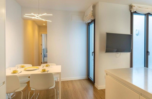 Maravillosa casa de vacaciones privada para 3 personas con WIFI, A/C, TV, terraza y aparcamiento