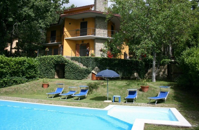 Casa de vacaciones privada con piscina privada, WIFI, TV, terraza, aparcamiento, cerca de Arezzo