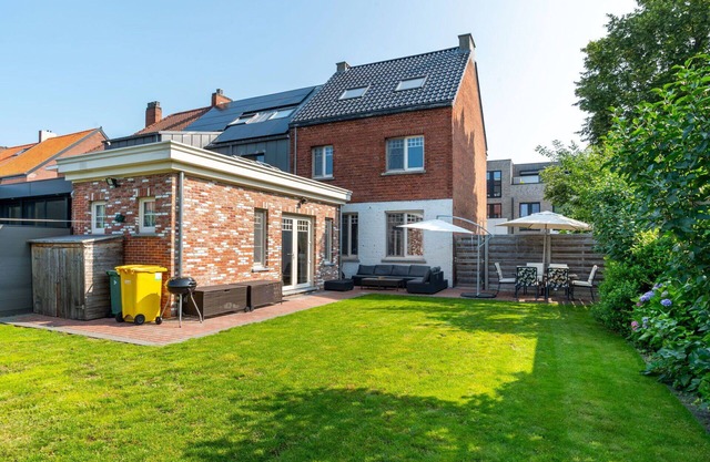 Maravillosa casa de vacaciones privada para 6 personas con WIFI, TV, terraza y aparcamiento
