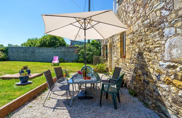 Maravillosa casa de vacaciones privada con WIFI, TV, terraza, mascotas permitida y aparcamiento