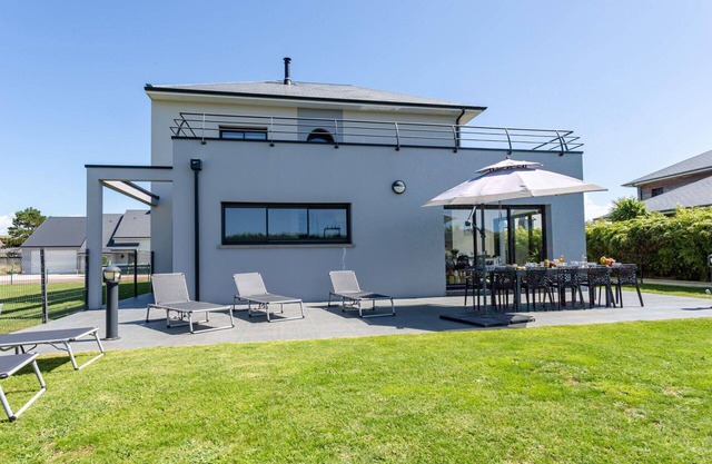 Preciosa casa de vacaciones privada para 10 personas con WIFI, TV, terraza y mascotas permitida