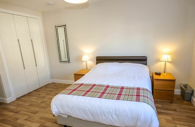 Estupenda casa de vacaciones privada para 5 personas con WIFI, TV, patio y aparcamiento