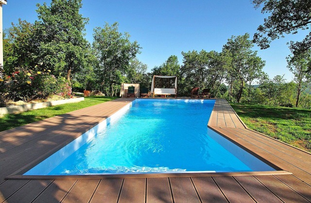 Preciosa casa de vacaciones privada con jacuzzi, A/C, WIFI, piscina privada, TV, terraza