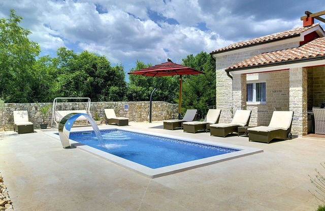 Casa de vacaciones privada con jacuzzi, WIFI, piscina privada, A/C, TV, terraza, vista panorámica