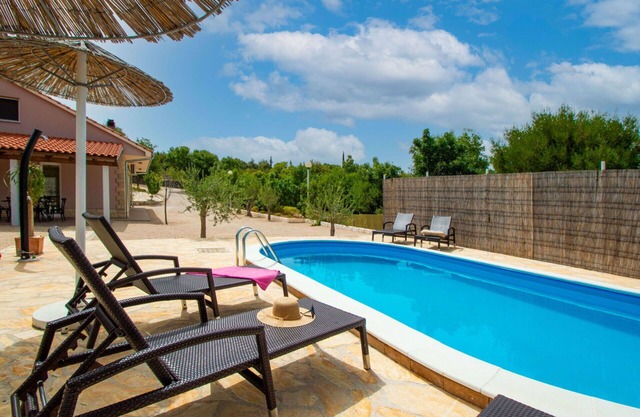 Maravillosa casa de vacaciones privada con A/C, piscina privada, WIFI, TV, terraza y aparcamiento