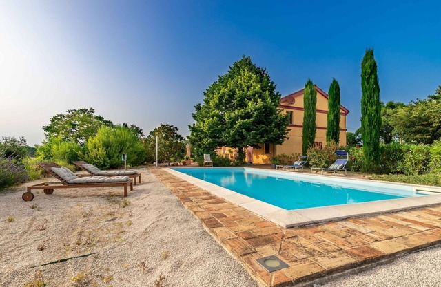 Preciosa casa de vacaciones privada con WIFI, piscina privada, TV, vista panorámica y aparcamiento