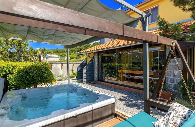 Preciosa casa de vacaciones privada con WIFI, A/C, piscina privada, jacuzzi, TV, terraza
