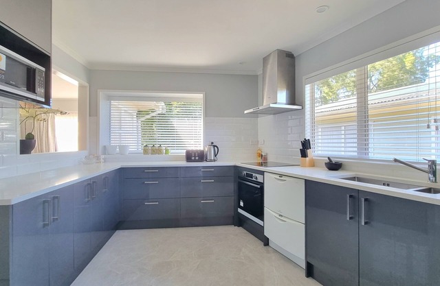 Wonderful Renovated 4BR House - Netflix