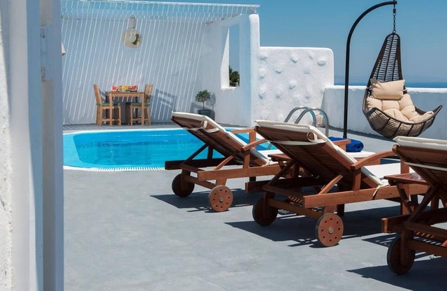 Wonderful Santorini Villa | 1 Bedroom | Dream Villa Ena | Stunning Sea Views & Private Pool | Vourvoulos
