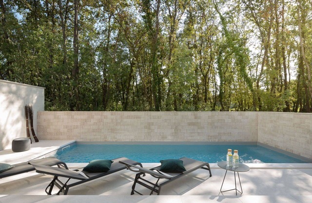 Estupenda casa de vacaciones con WIFI, piscina privada, A/C, TV, terraza y aparcamiento