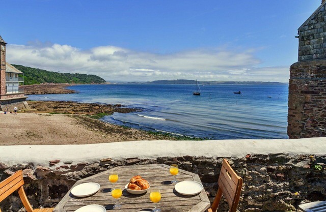 Estupenda casa de vacaciones para 6 personas con WIFI, terraza, mascotas permitida y aparcamiento