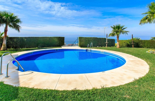 Wonderful villa for 6 people with pool, WIFI, A/C, TV, terrace and parking