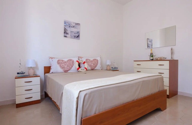 Preciosa casa de vacaciones con A/C, WIFI, TV, terraza, vista panorámica y aparcamiento