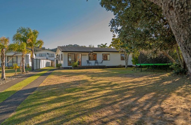 Wonderful Whangamata - Whangamata Holiday Home