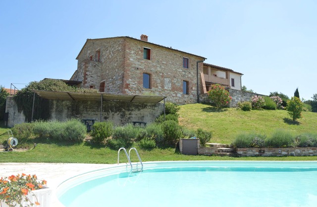 HERMOSA VISTA VILLA CRETA SENESI