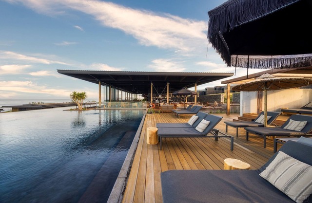 WOOD HOTEL & SPA