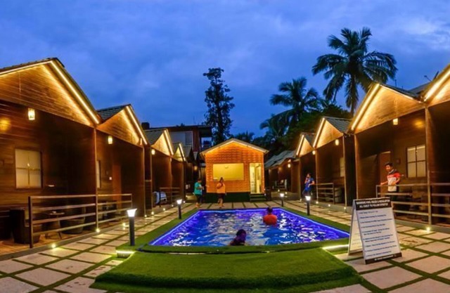 Wood House Beach Resort