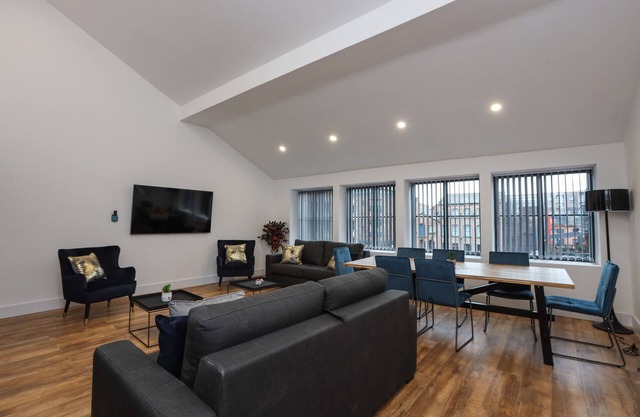Wood Street Apartments