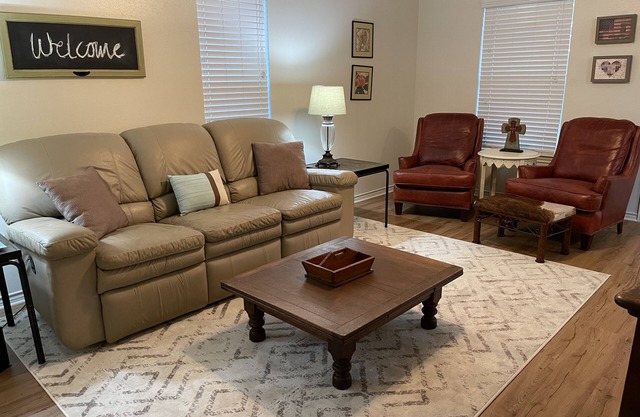 Wooded Private Retreat on 1.65 Acres10 min to Texas A&M!