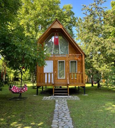 Wooden Cottage Near Tianeti