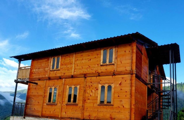 Wooden House Garetke