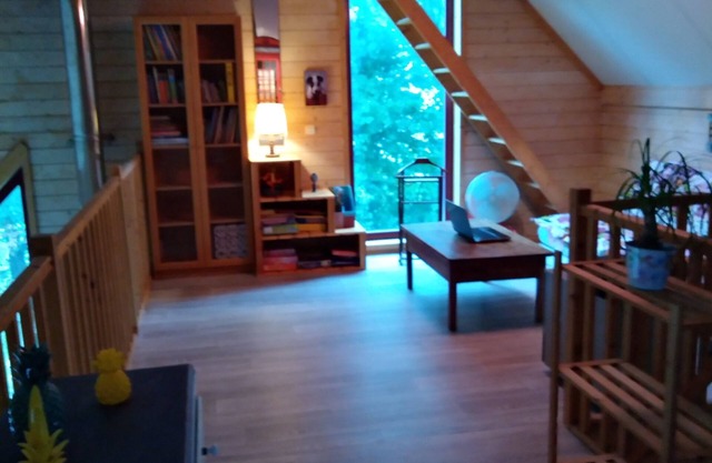 Casa de madera con piscina privada