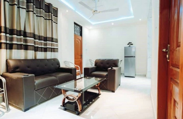 Woodpoint Apartments - 4
