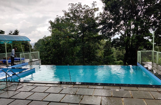 woodrose resort
