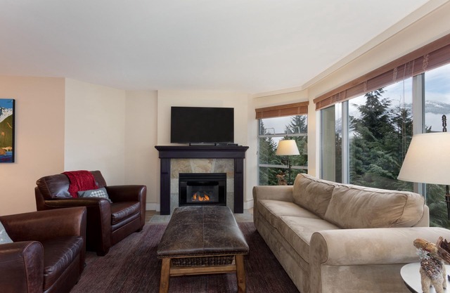 Woodrun Lodge by Whistler Premier