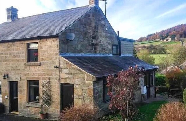 Woods View Cottage, TANSLEY