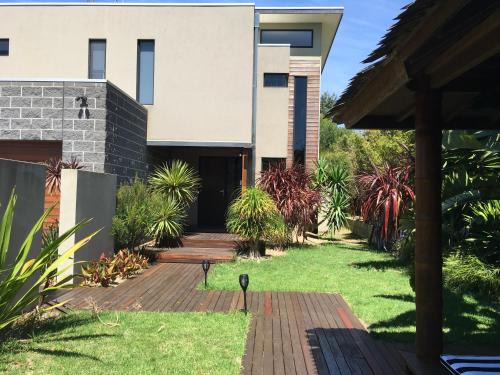 Woolamai Beach Haven, Easter special, reduced price, wine & chocs