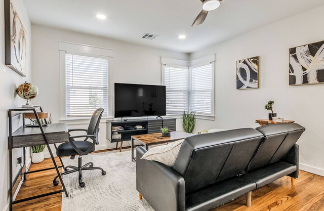 Your Long Stay Downtown Home! - Fully Renovated