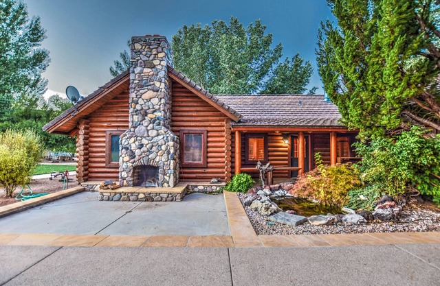 Working Ranch Cabin Getaway with Pool and Spa