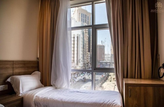 Worth Elite Hotel