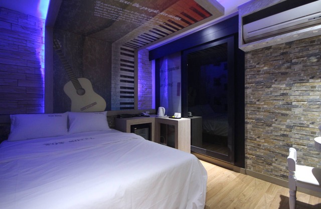 Wow Motel