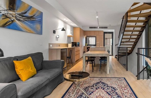WOWSOY004 - U1 / 225 William Road SYarra · New Modern Designed 3B2BHouse+Parking