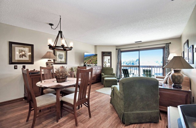 WREN 302 WPM: 1 BR / 1 BA 1 habitación de eficiencia. en Blowing Rock, capacidad para 4