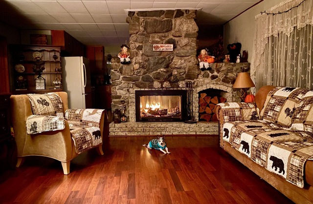 Wrightwood Cozy Cabin near Mt. High