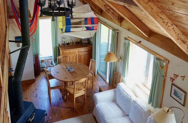 Writer's Retreat: Privacy within sight and sound of the sea