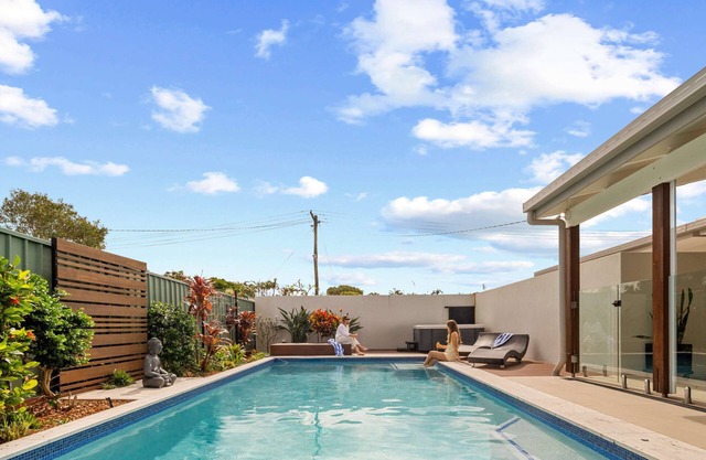 Wurtulla Seabreeze Sanctuary - Pool, Spa & PF