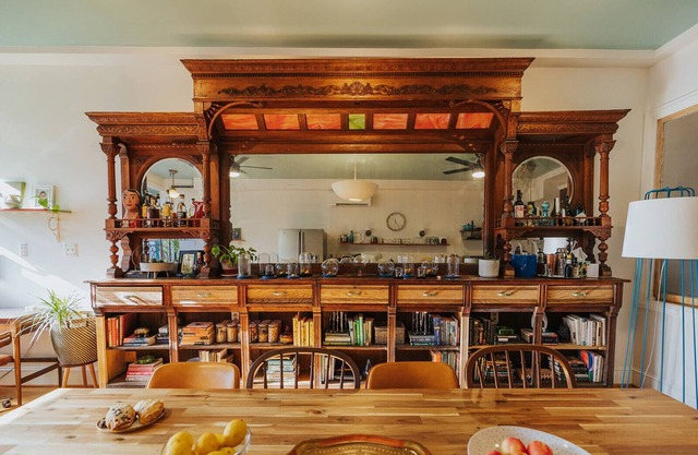 Wyatt's Saloon | Guest House 2