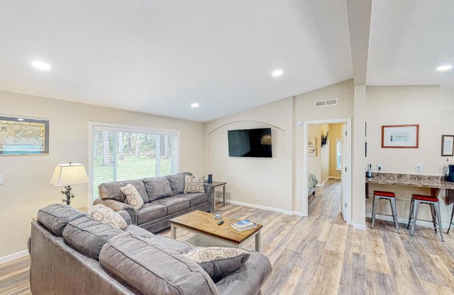 Wygant Road Retreat