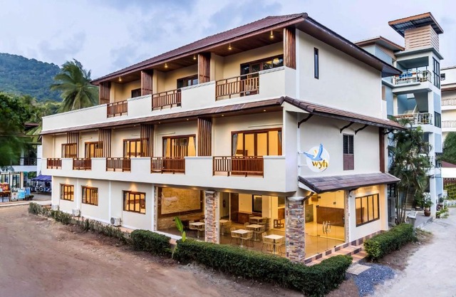 Wyh Hotels