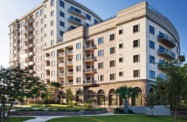 Wyndham La Cascada 2 bedroom/2 bath unit in Riverwalk in downtown San Antonio