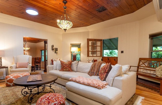 Wyndmere Lodge in Weaverville