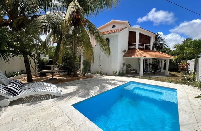 Xanadu Beach Villa 1 Min Walk To The Beach